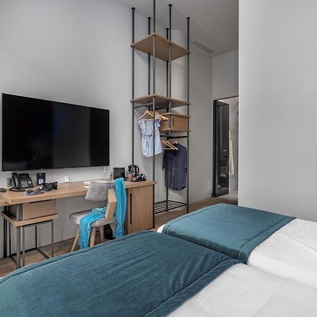 Hellenic Vibes Smart Hotel Ateny Zewnętrze zdjęcie A room at the hotel