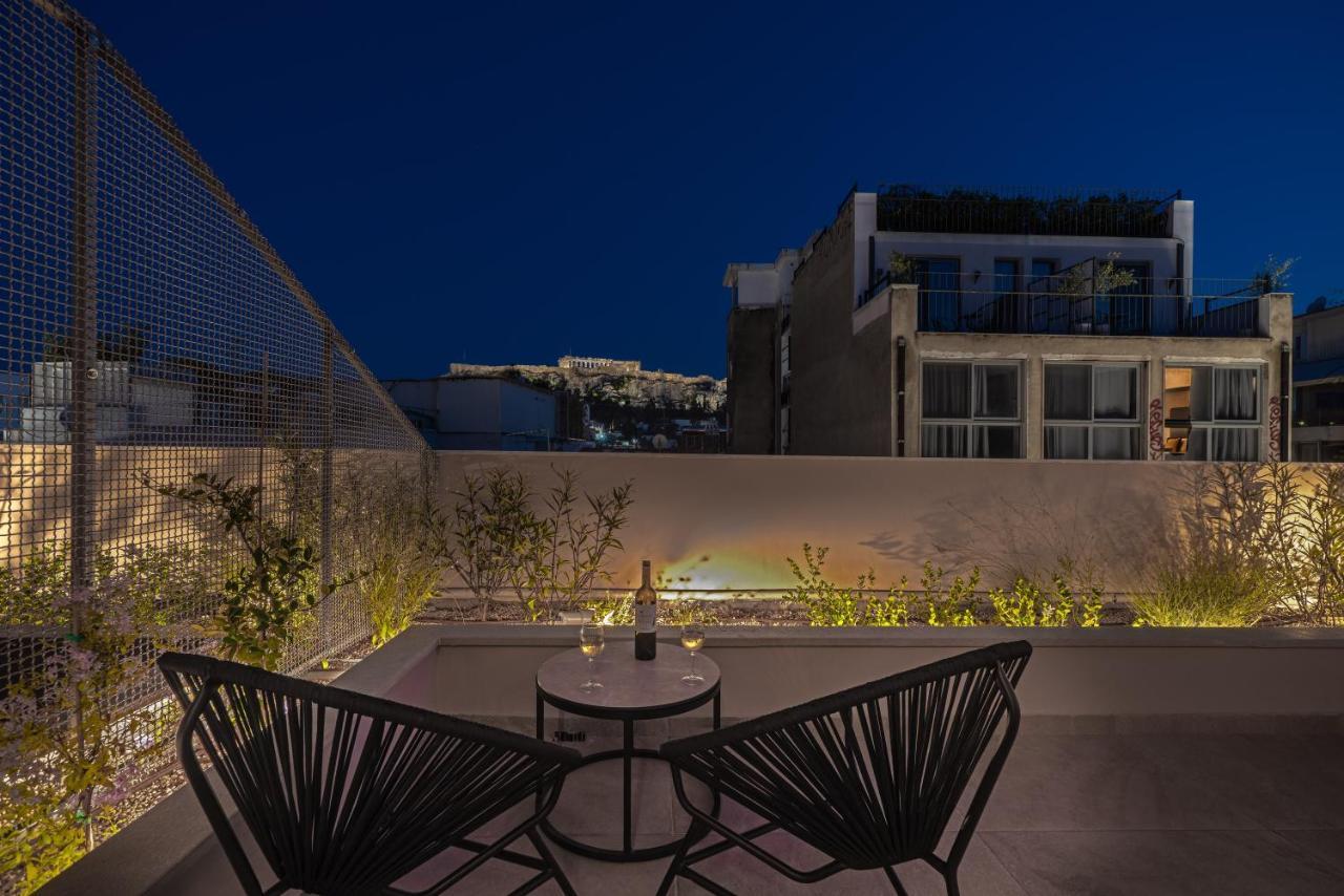 Hellenic Vibes Smart Hotel Ateny Zewnętrze zdjęcie The view from the rooftop
