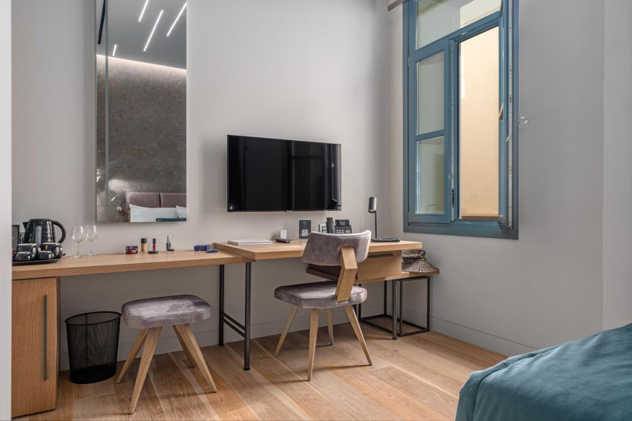 Hellenic Vibes Smart Hotel Ateny Zewnętrze zdjęcie A room at the hotel